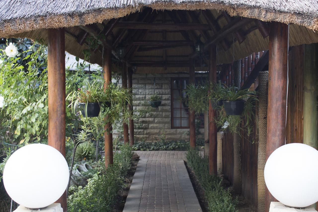 Imperani Guesthouse Ficksburg Esterno foto